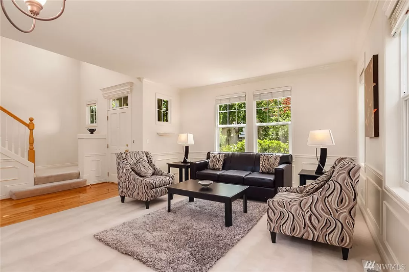 1542 Ne Iris St - Photo 3 of 30