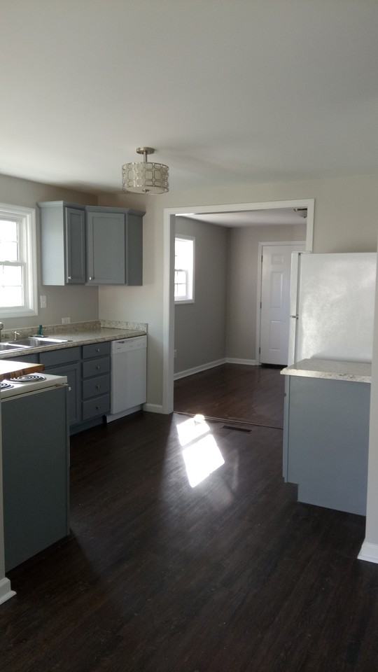 301 Thompson Road - Photo 3 of 23