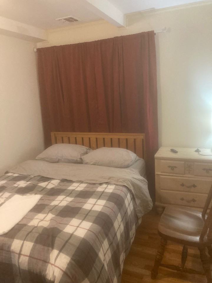 Private House - Photo 2 of 3