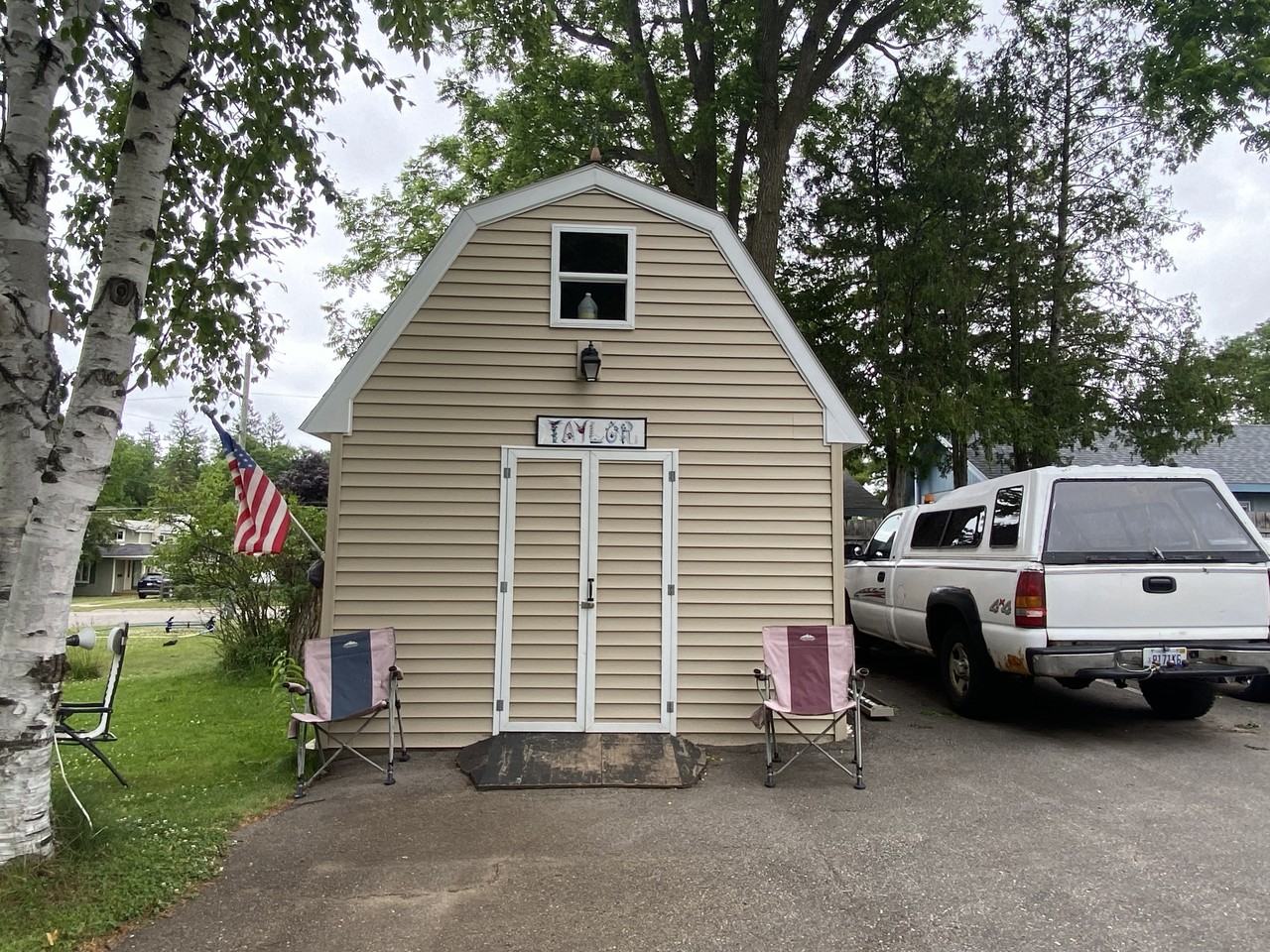 436 Carleton St - Photo 3 of 3
