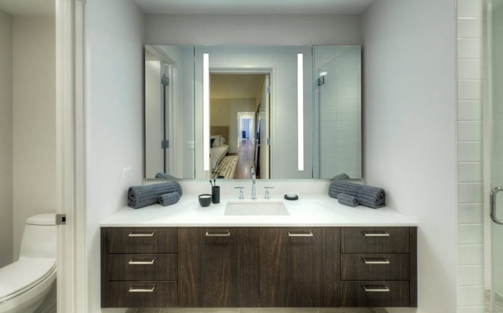 2950 North Sheridan Road #2-2DEN - Photo 3 of 7