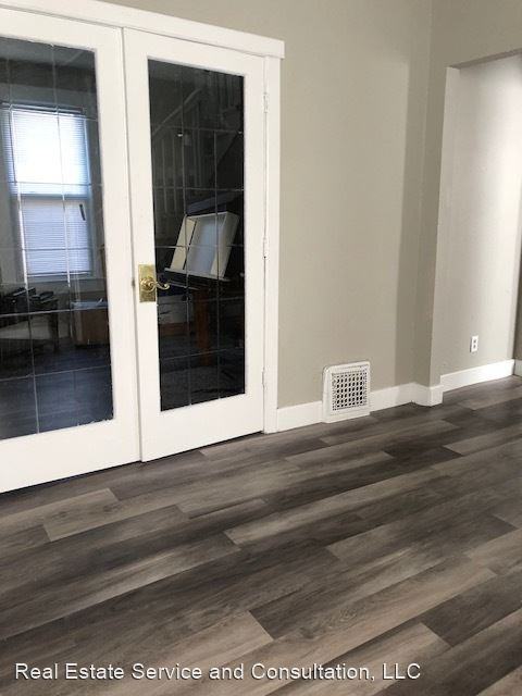 1408 E Capitol Ave - Photo 3 of 15