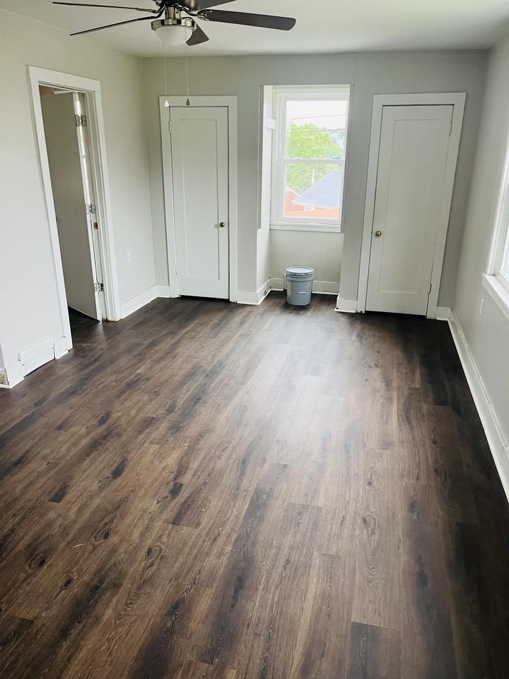 637 Oakland Ave Rear #REAR - Photo 2 of 9