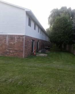 Colony East: 1815 Edgewood Dr - Photo 2 of 27