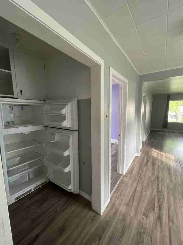 14 Thorndale Avenue - Photo 3 of 14