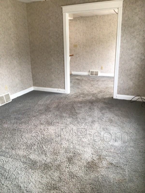 1026 E Chippewa St - Photo 2 of 13
