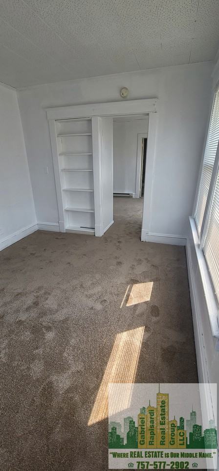 1507 Halstead Avenue #101 - Photo 3 of 5