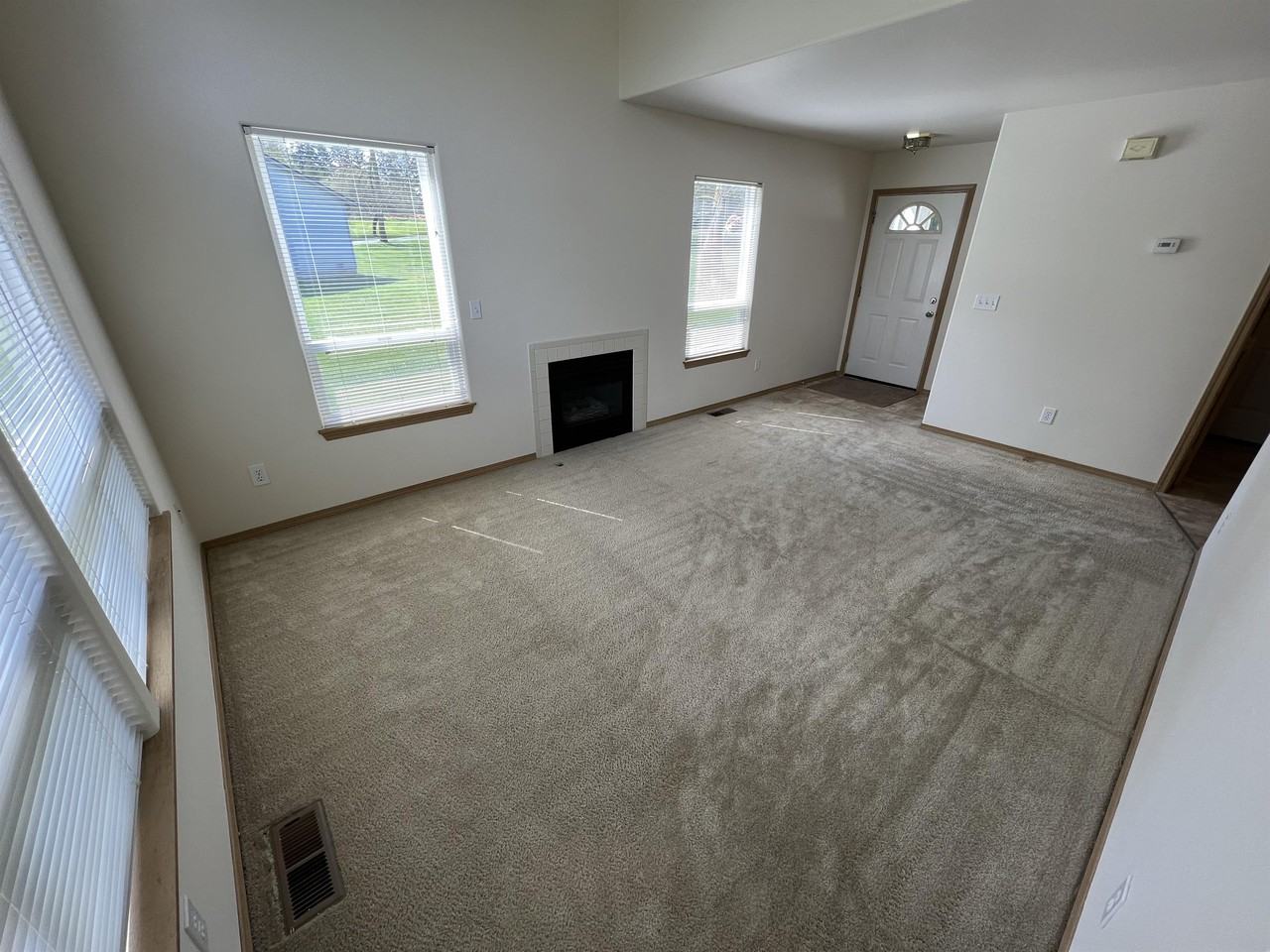 3709 87th Ave NEUnit B #1 - Photo 5 of 36