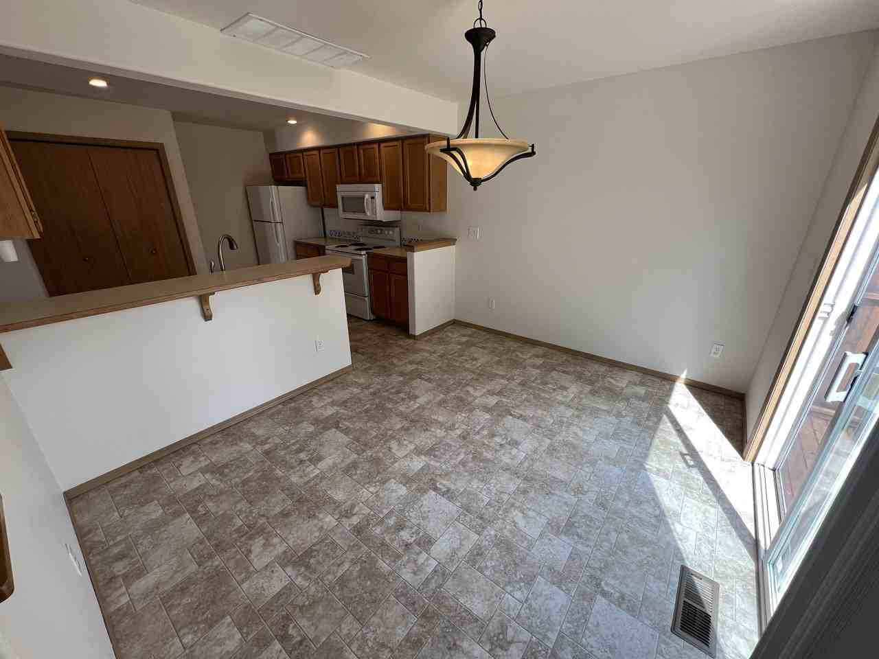 3709 87th Ave NEUnit B #1 - Photo 6 of 36