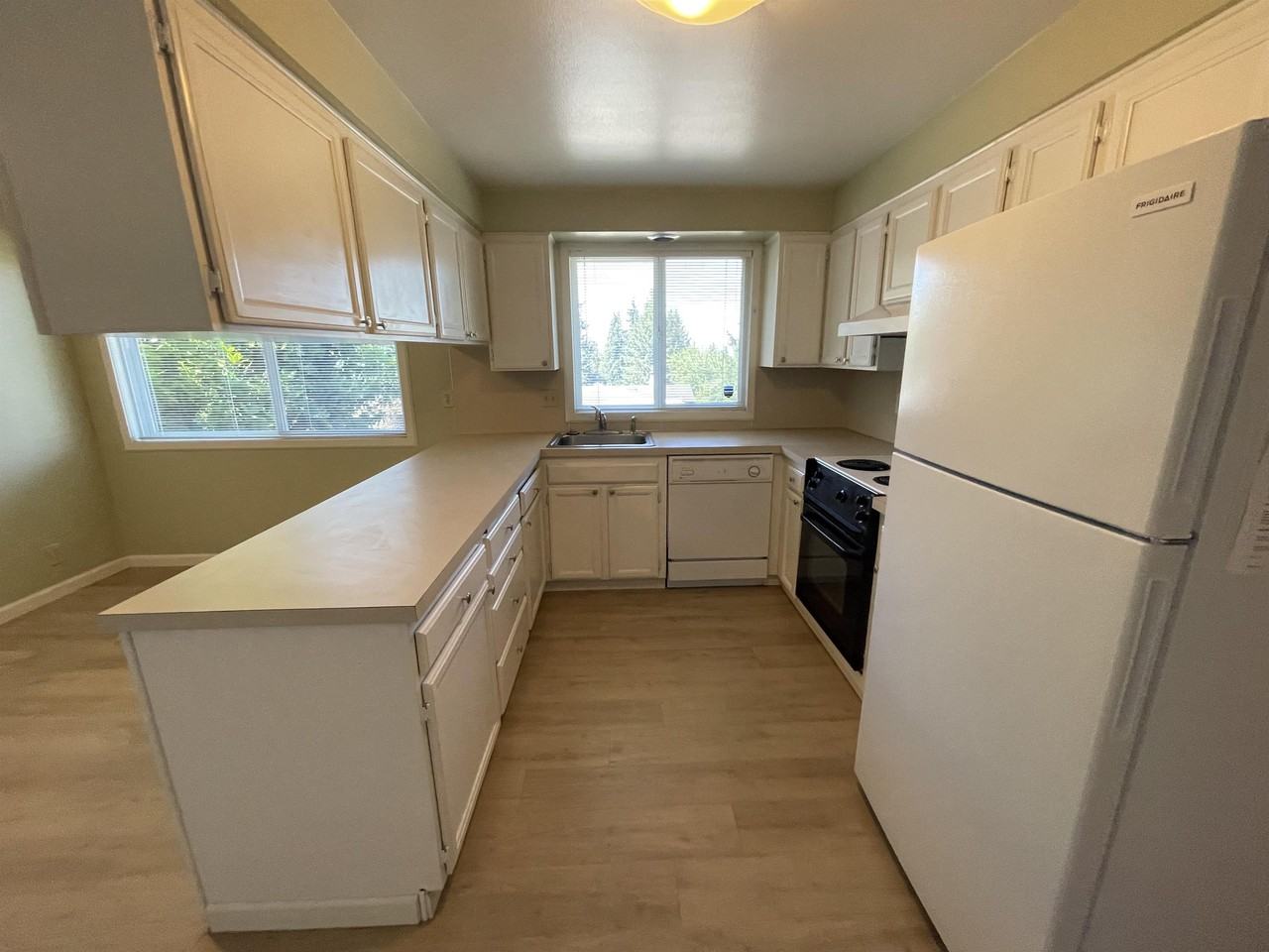 1710 Graham Dr #1710 - Photo 2 of 10
