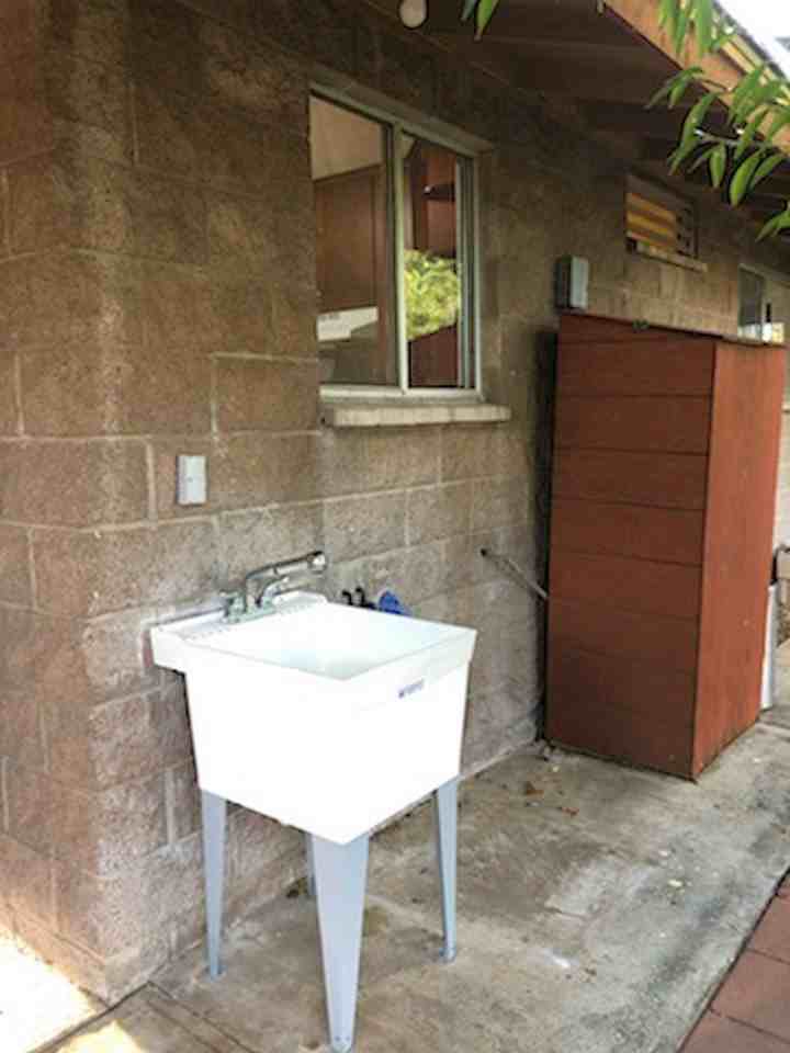 605 Kaimana Street - Photo 7 of 10