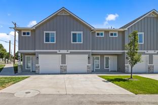 447 2nd Ave N #3 - Photo 1 of 1