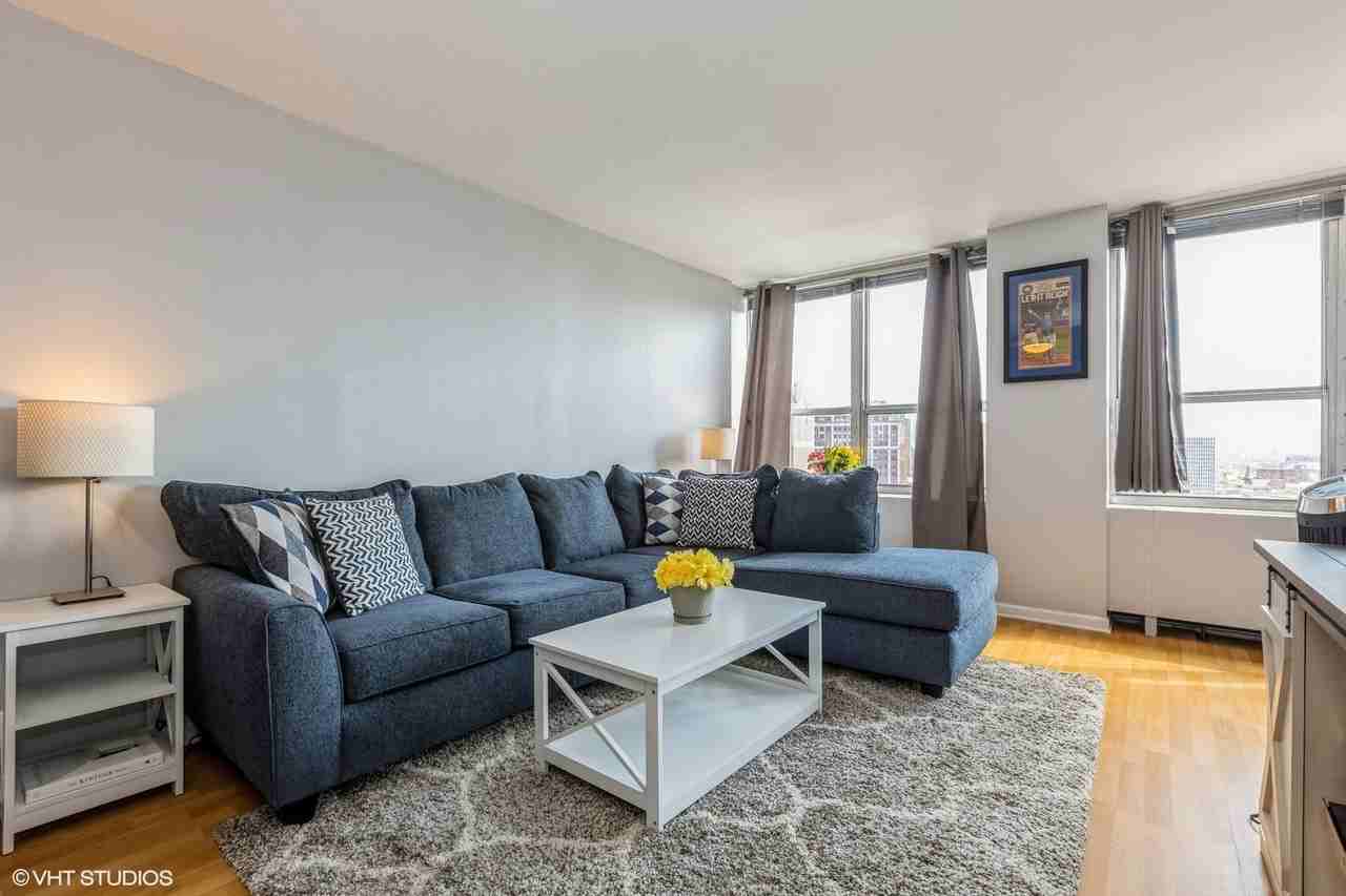 655 W Irving Park Rd #1405 - Photo 4 of 20