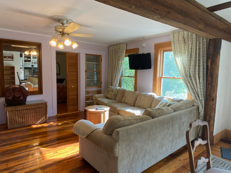 87 Granger St #DOWN - Photo 3 of 11