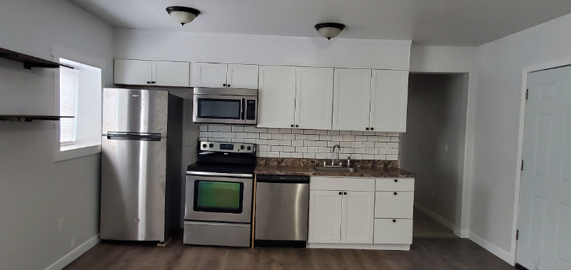 318 North Tower Avenue #8 - Photo 2 of 9