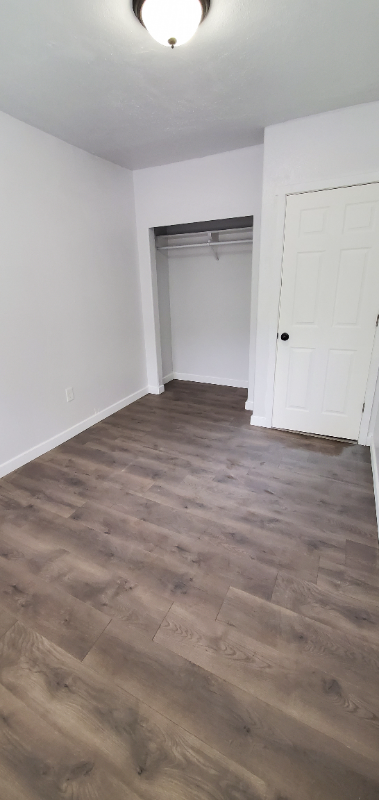 318 North Tower Avenue #8 - Photo 4 of 9