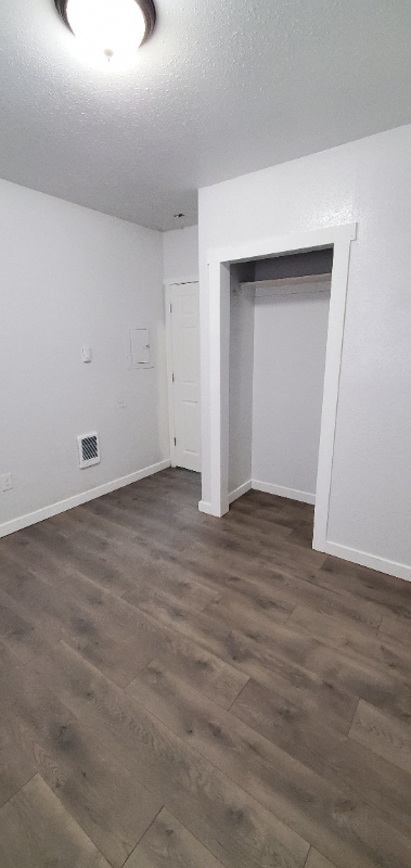 318 North Tower Avenue #8 - Photo 7 of 9