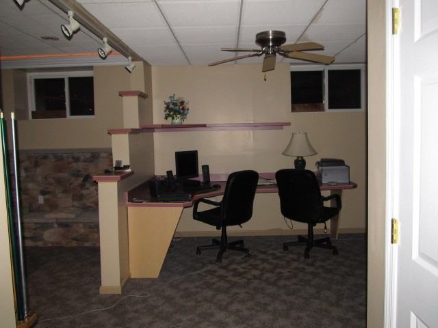 10 Roosevelt Way - Photo 3 of 10