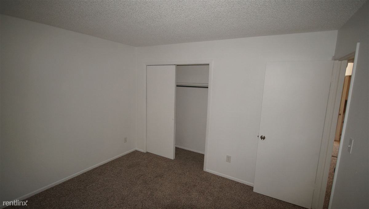 1094 Westmoreland Rd - Photo 3 of 3