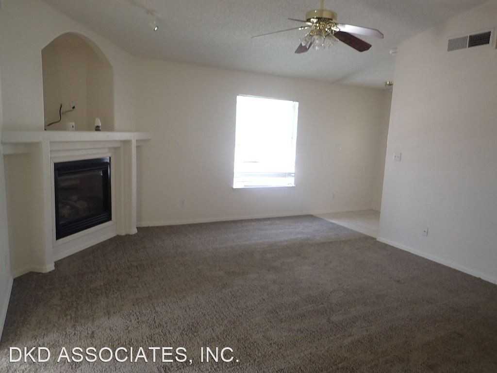 3661 Tierra Zafiro Dr - Photo 2 of 16