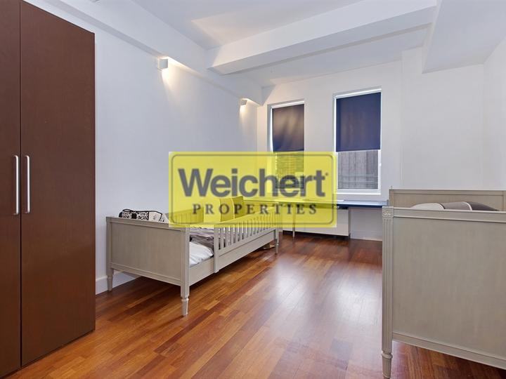 280 Broadway 19D - Photo 3 of 8