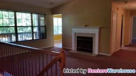 11441 Deepwood Dr - Photo 3 of 15