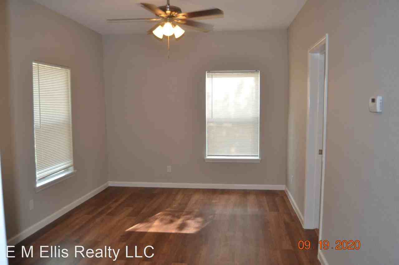 248 Ray Ave - Photo 2 of 11