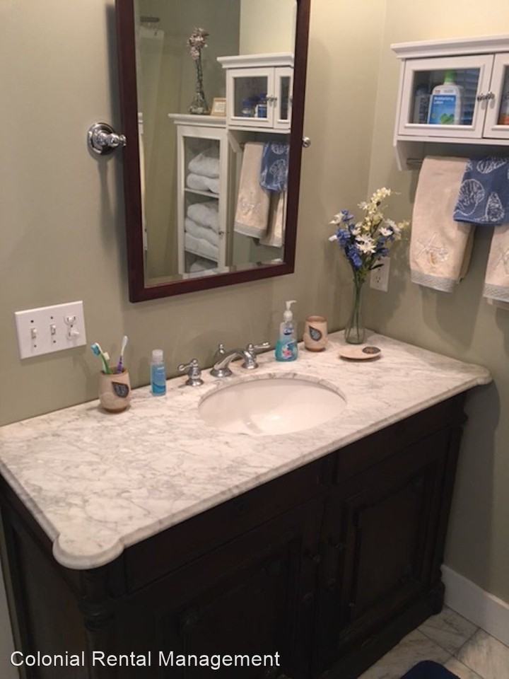 132 Highland Ave - Photo 3 of 14