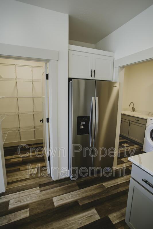 114 Taelor Rd - Photo 5 of 31