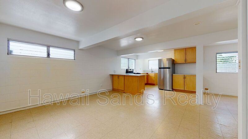 2128 Gertz Ln #E - Photo 5 of 31