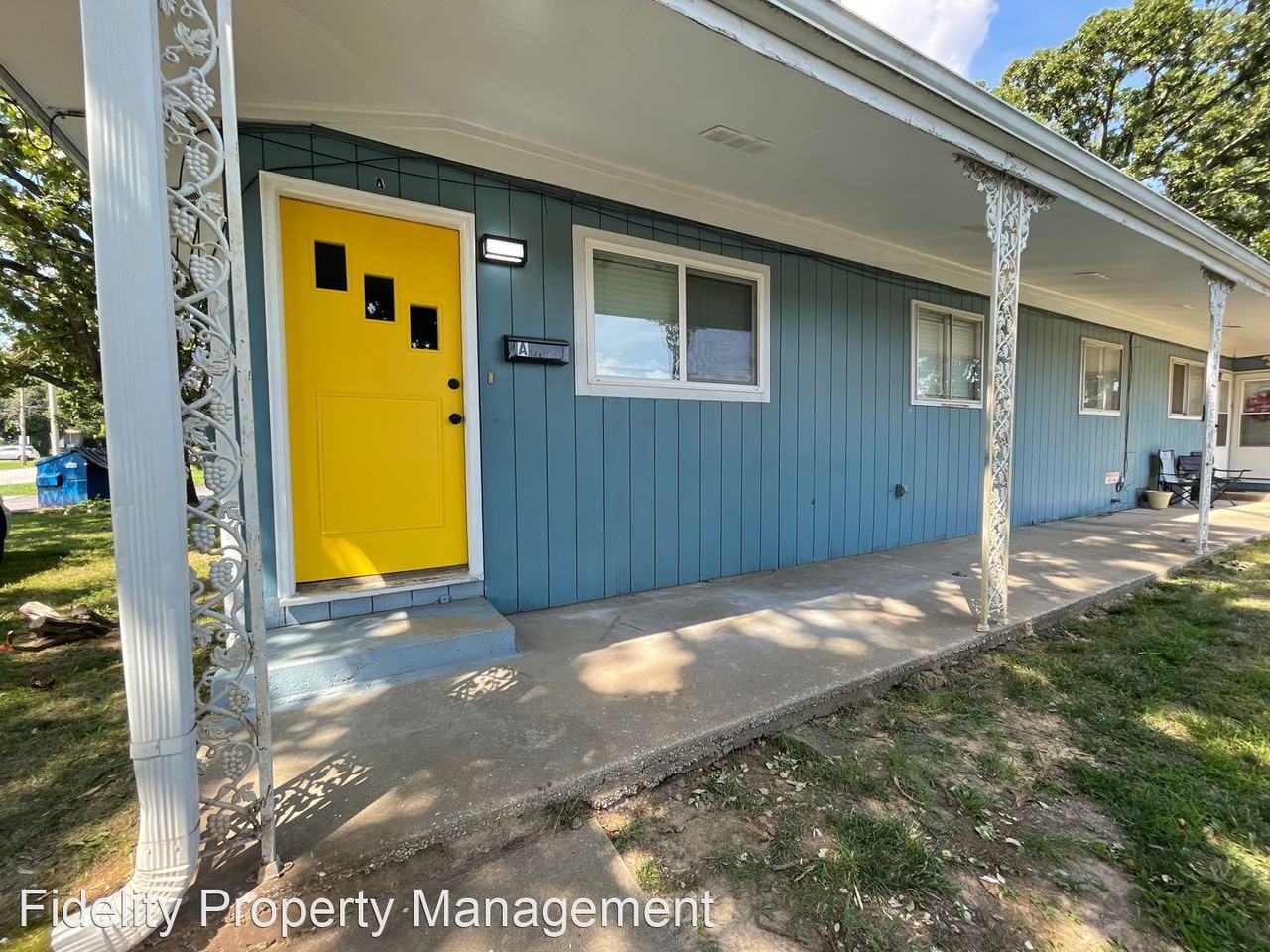 908 S Crutcher Ave - Photo 2 of 10