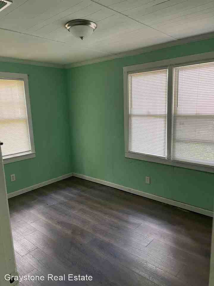 5419 Leaming Ave - Photo 3 of 5