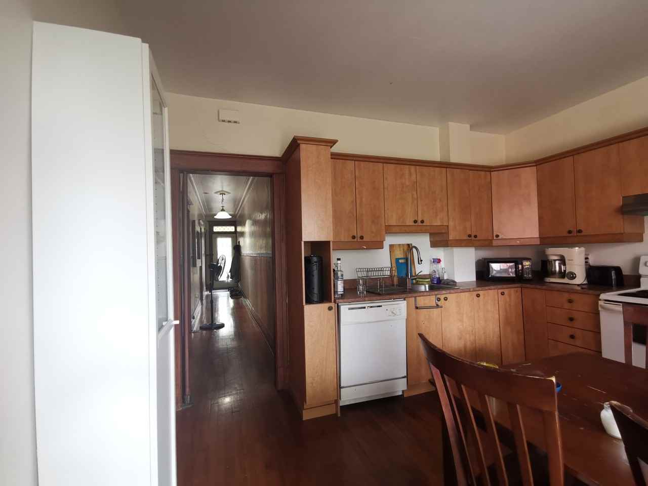 2054G Grand Boulevard - Photo 3 of 9