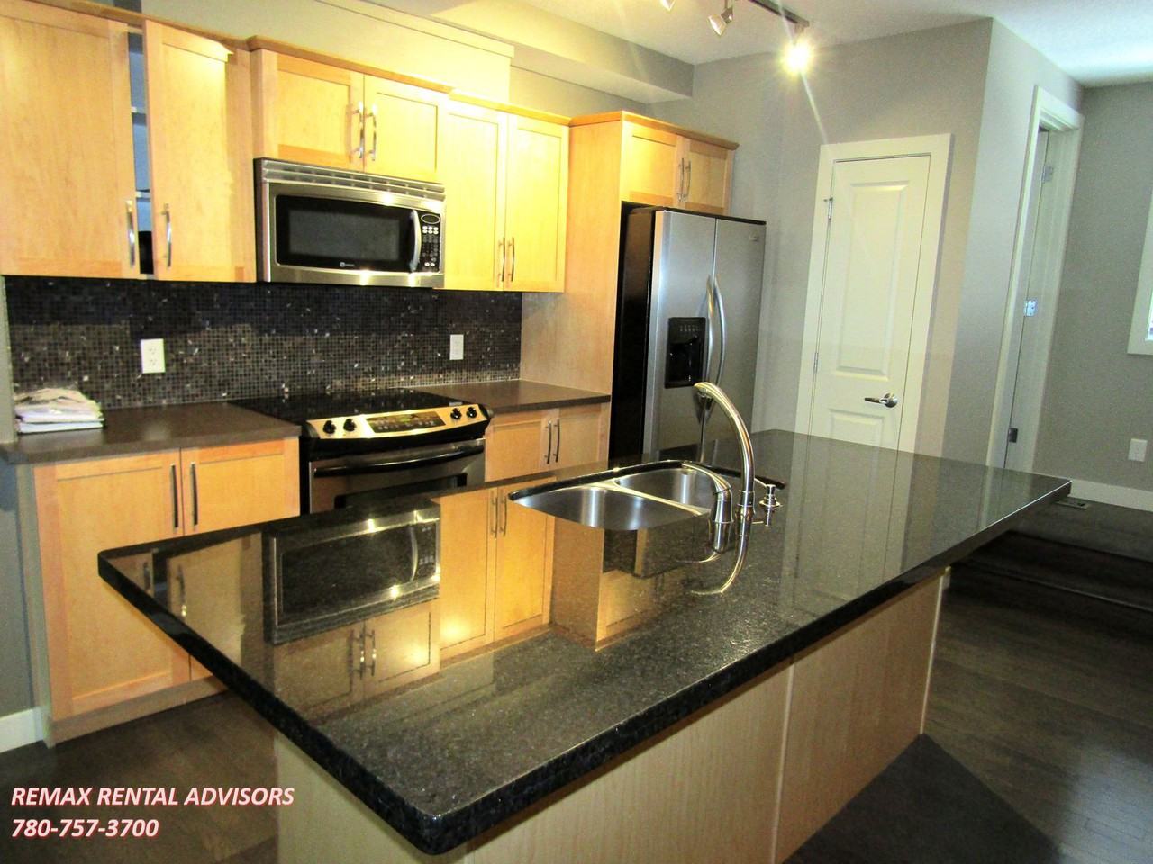 205 Aspen Hills Villas Sw - Photo 3 of 14
