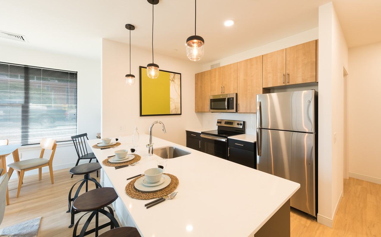 The Concord IV - Photo 2 of 10