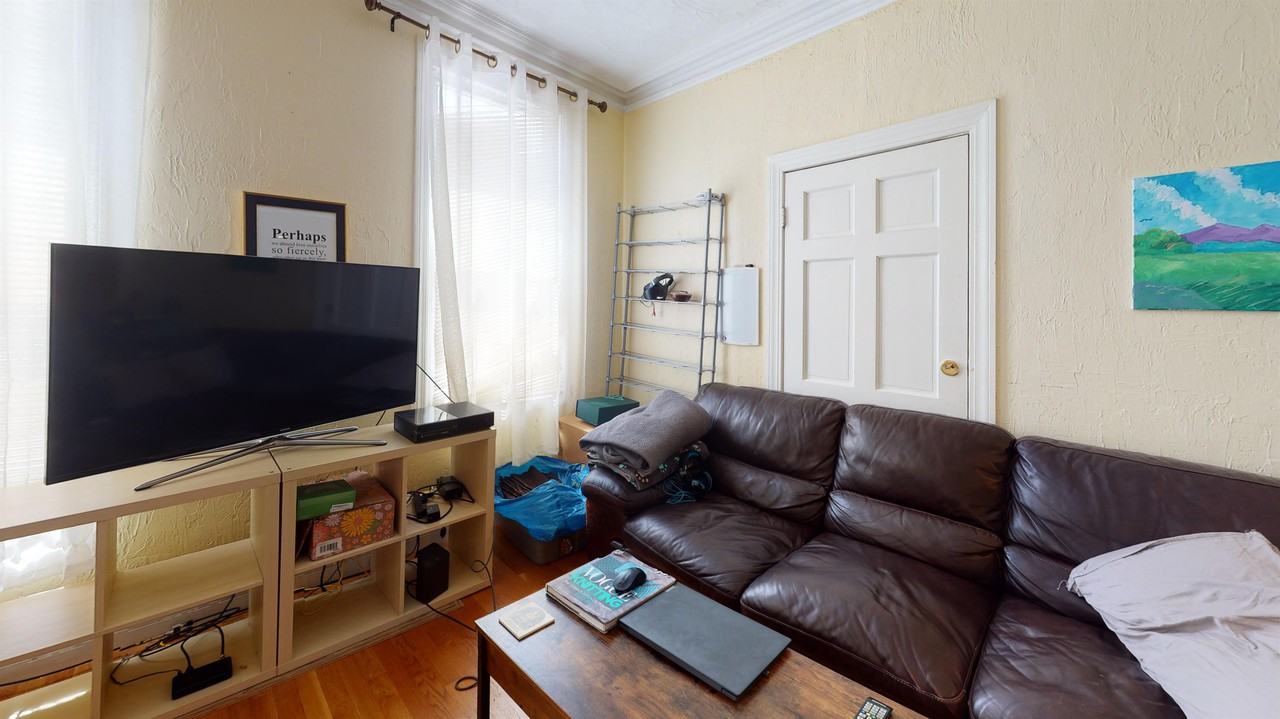 24 Maverick St #1 - Photo 4 of 7