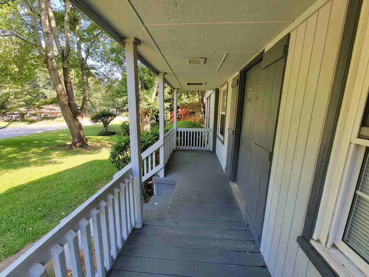 1135 Lombard Dr #1 - Photo 3 of 17