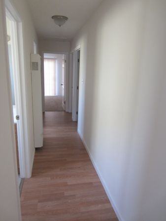 160 S 33rd St - Photo 2 of 7