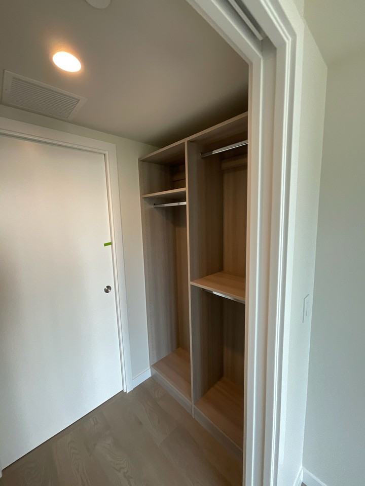 1335 Howe Street #903 - Photo 7 of 25