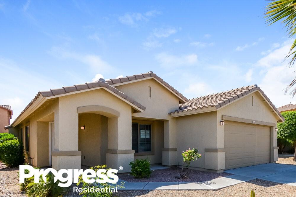 16744 N 152nd Ct - Photo 3 of 21