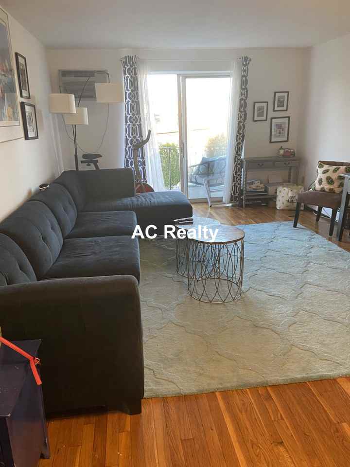 435 Shirley St #36 - Photo 5 of 8