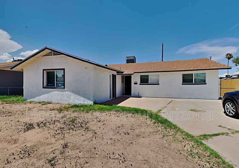 2252 W Pecan Rd - Photo 2 of 20