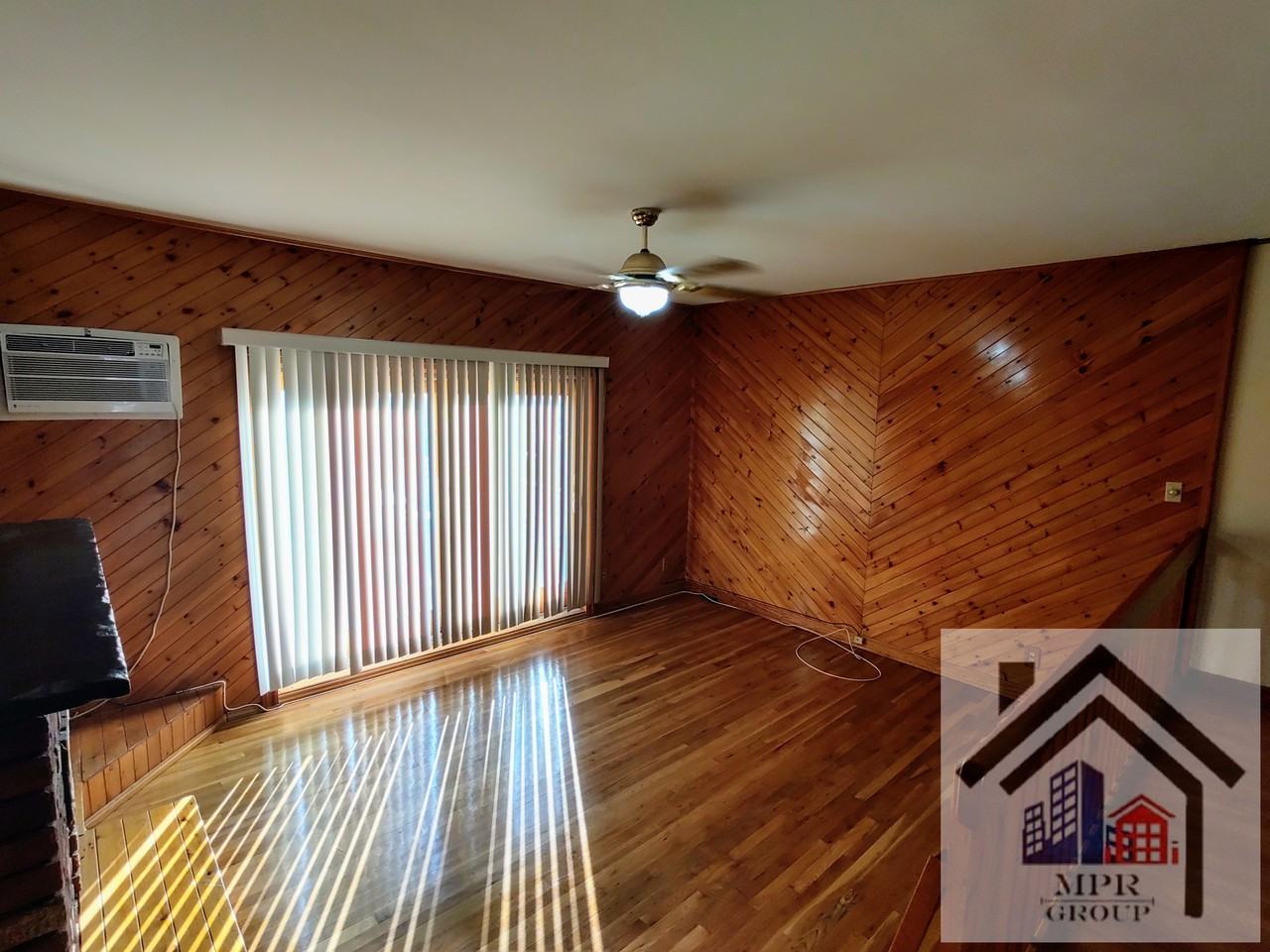 4330 East Tremont Avenue - Photo 2 of 19