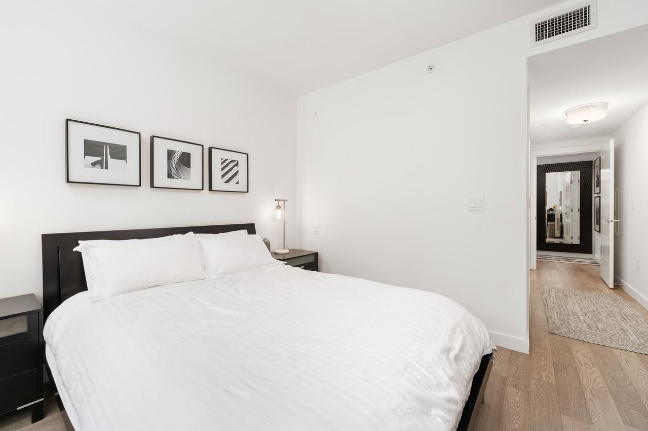 7828 Granville Street - Photo 5 of 11