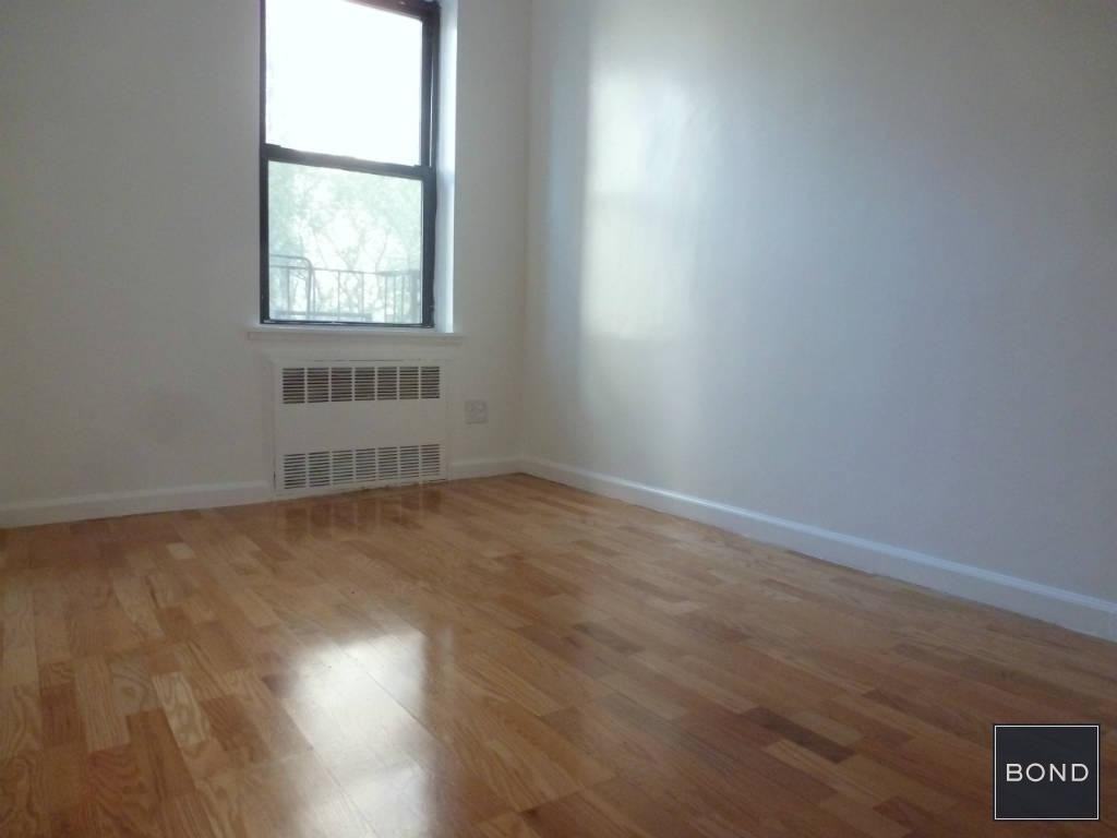 1437 2nd Ave 2A - Photo 2 of 4