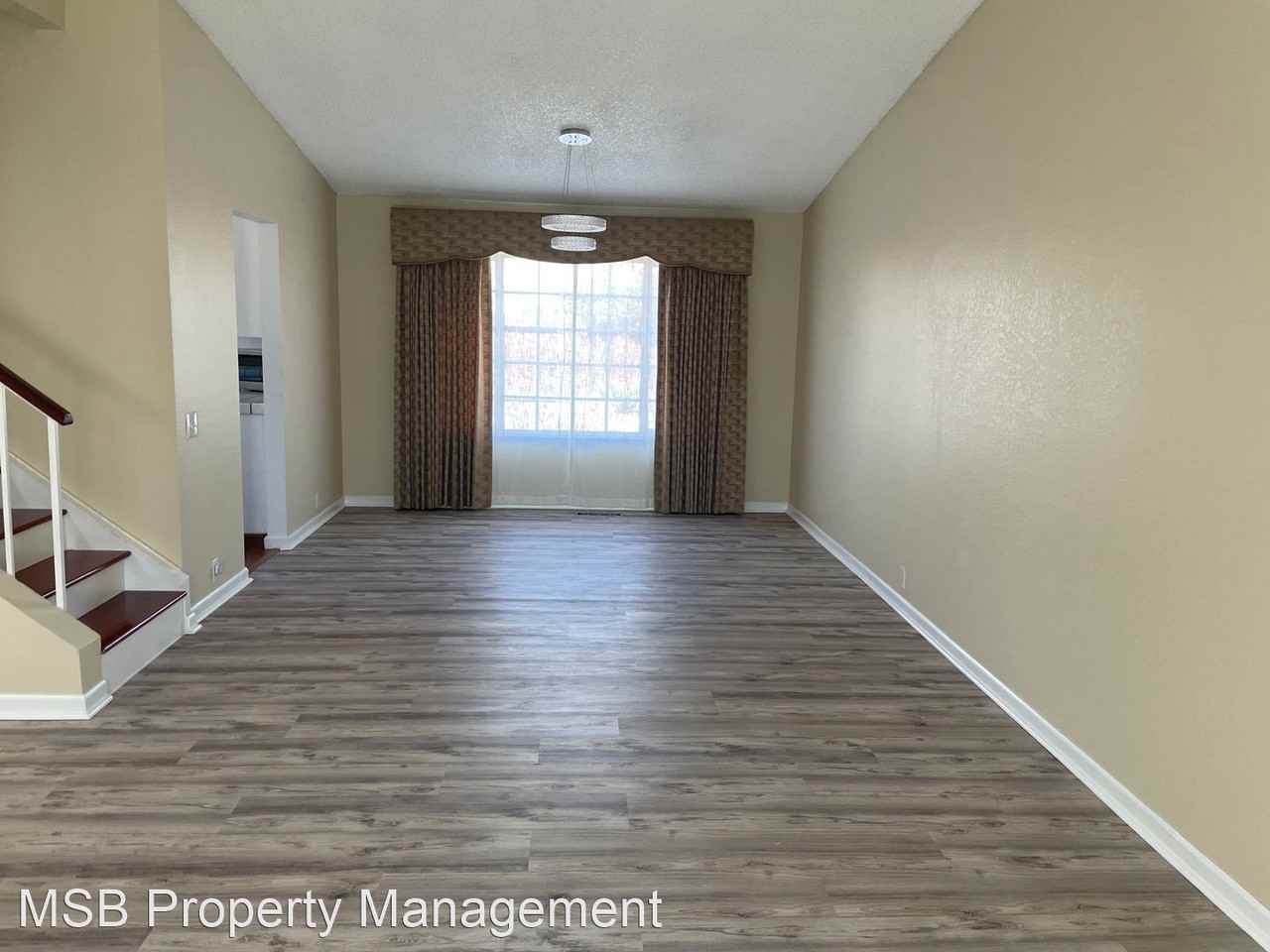 2443 Hibiscus Dr - Photo 3 of 21