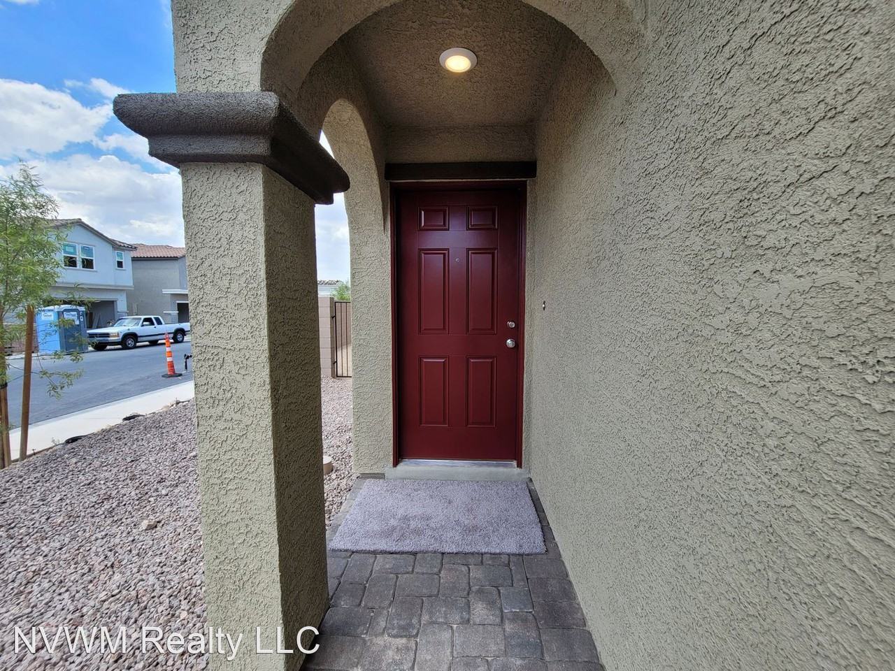 8180 Seminario Ave - Photo 3 of 24