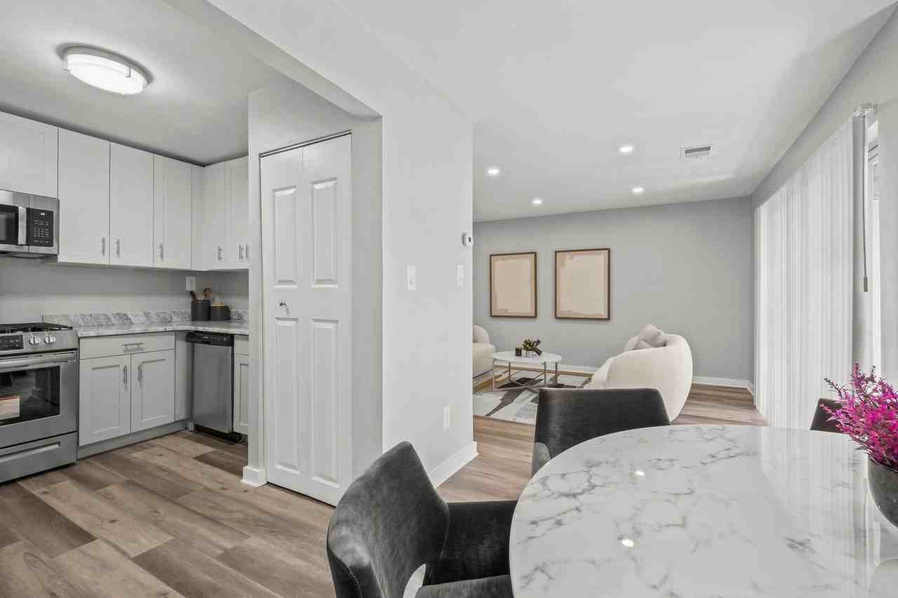 Renaissance Hills at Ellicott City - Photo 2 of 50