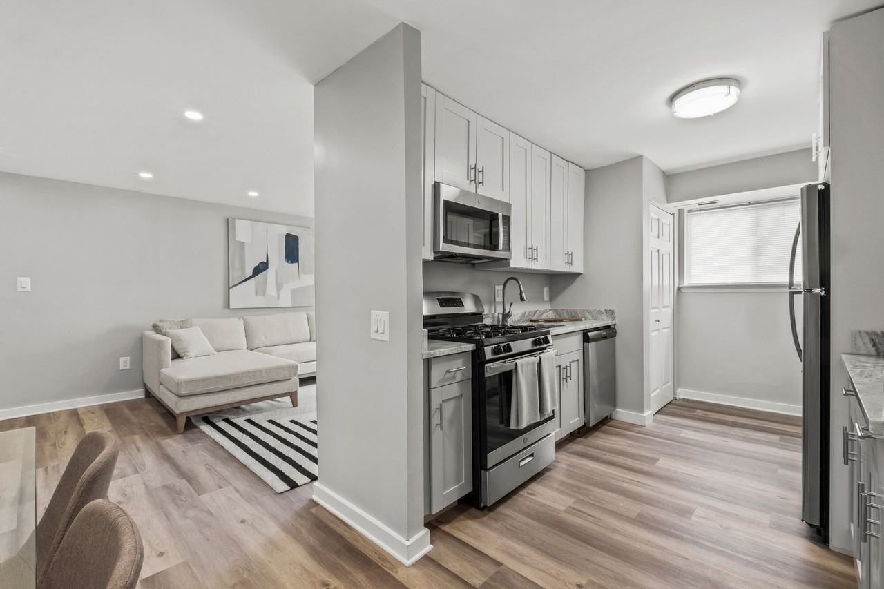 Renaissance Hills at Ellicott City - Photo 7 of 50