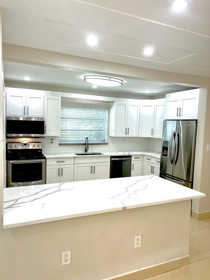 9025 Garland Avenue - Photo 2 of 12